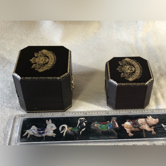 Juicy Couture Born in Glamorous USA Jewelry Presentation Boxes Lot of 2 - Picture 10 of 11